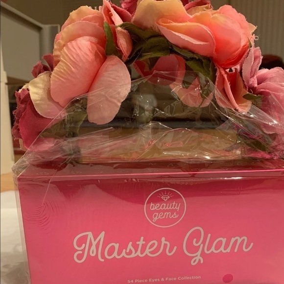 Makeup Set Makeup Set - Picture 3 of 6